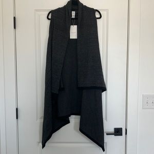 NWT Zestt Organics 100% Black Gray Heathered Open Front Sweater Vest, One Size